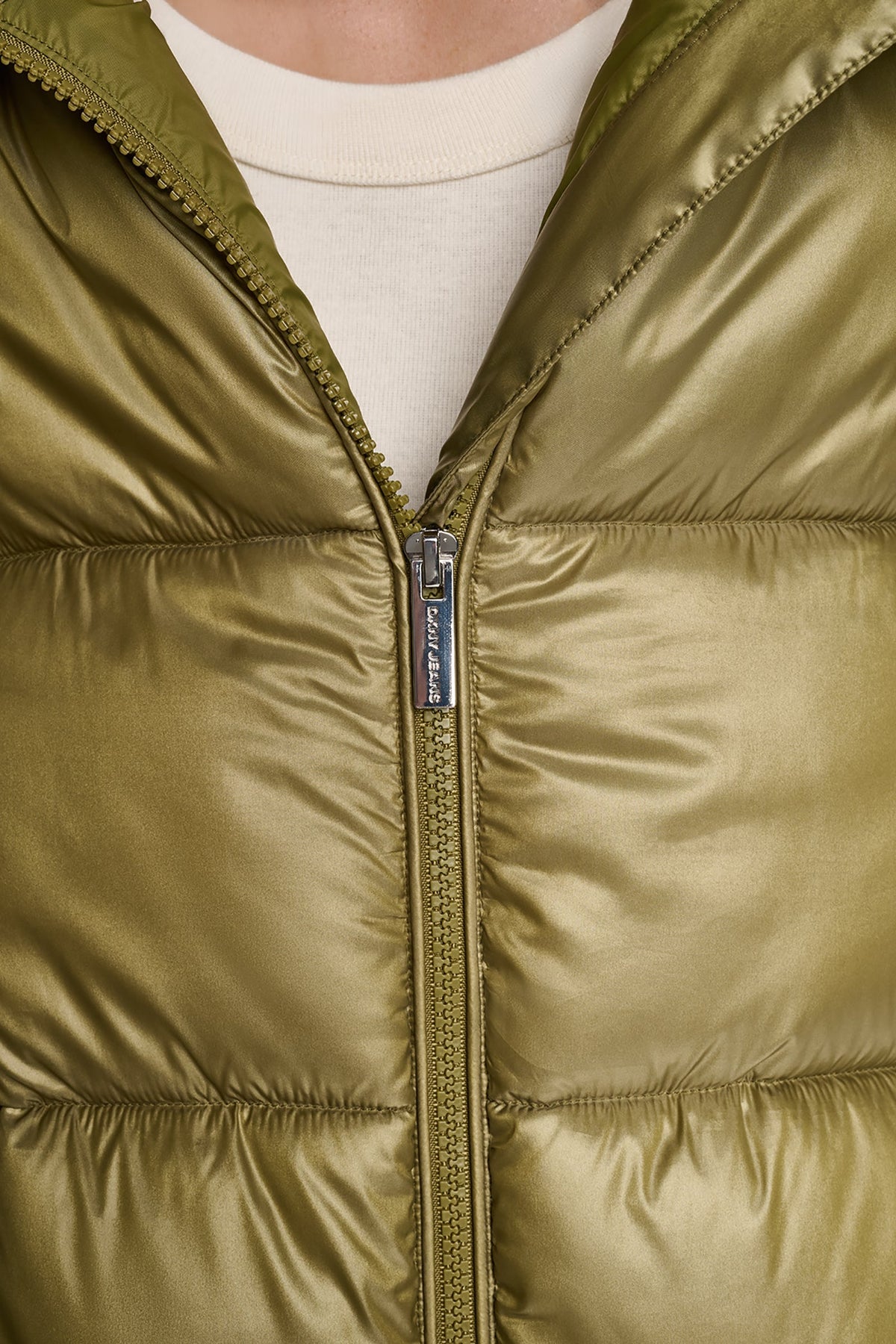 DKNY QUILTED PUFFER WITH DRAMA COLLAR