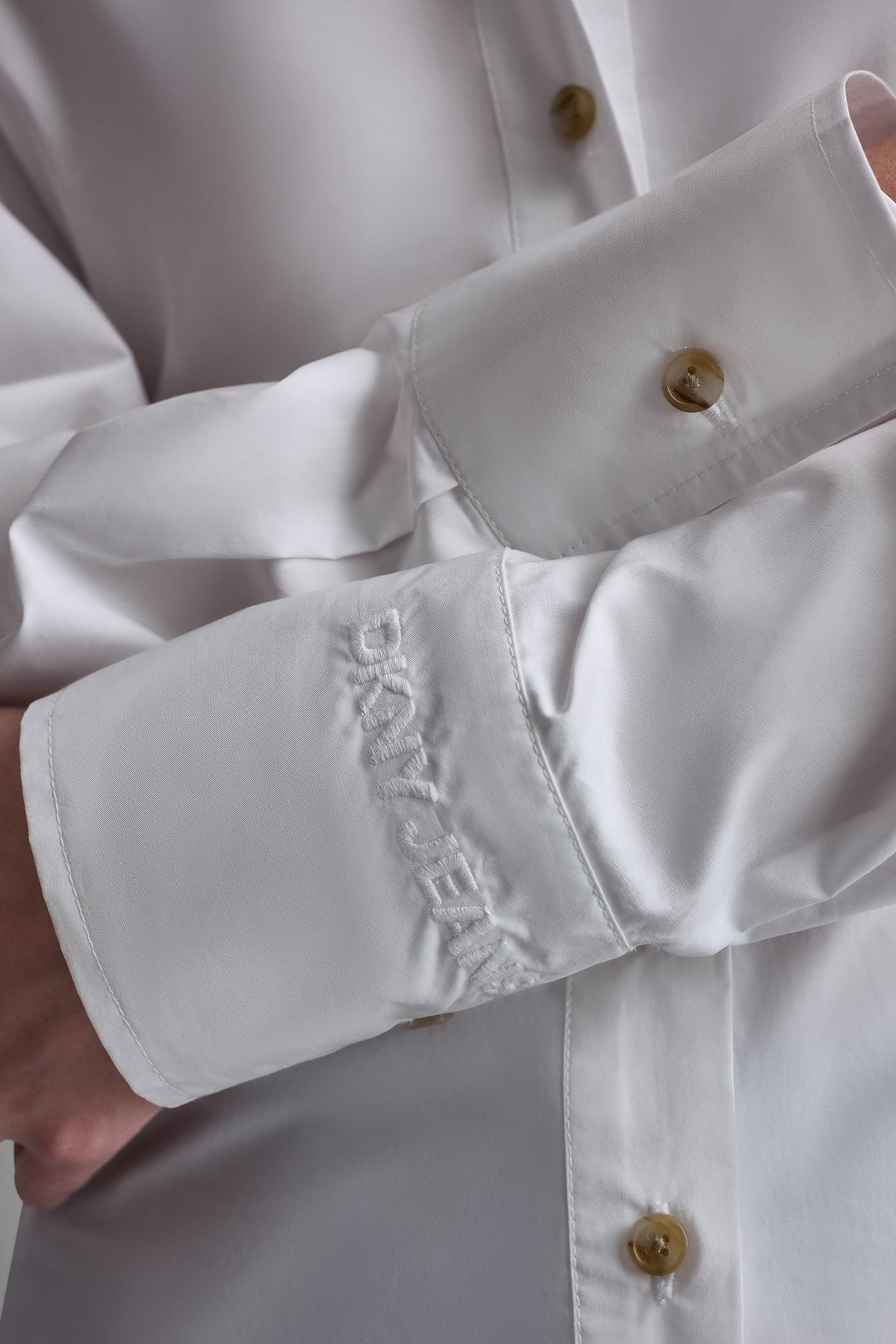 DKNY POPLIN CUTOUT TIE BACK SHIRT