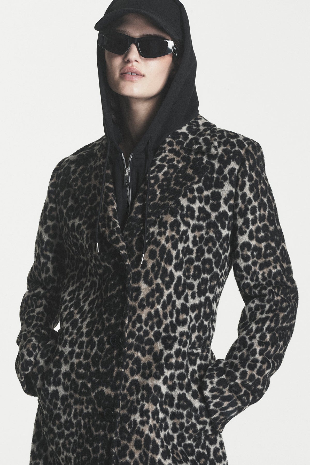 DKNY SINGLE BREASTED COAT