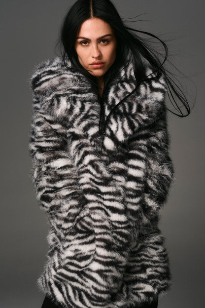 DKNY FAUX FUR SNOW LEOPARD JACKET