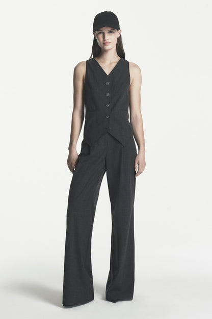 DKNY BUTTON FRONT VEST