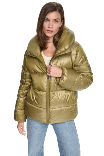 DKNY QUILTED PUFFER WITH DRAMA COLLAR