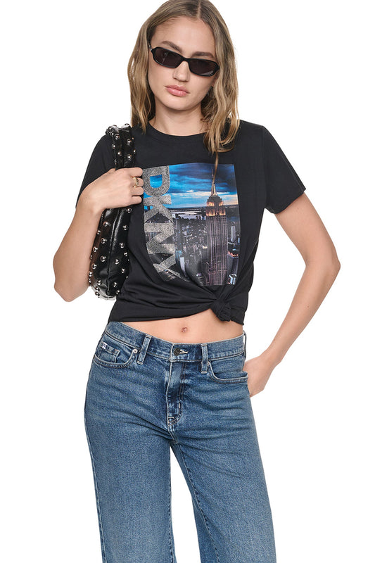DKNY MANHATTAN PHOTO LOGO TEE