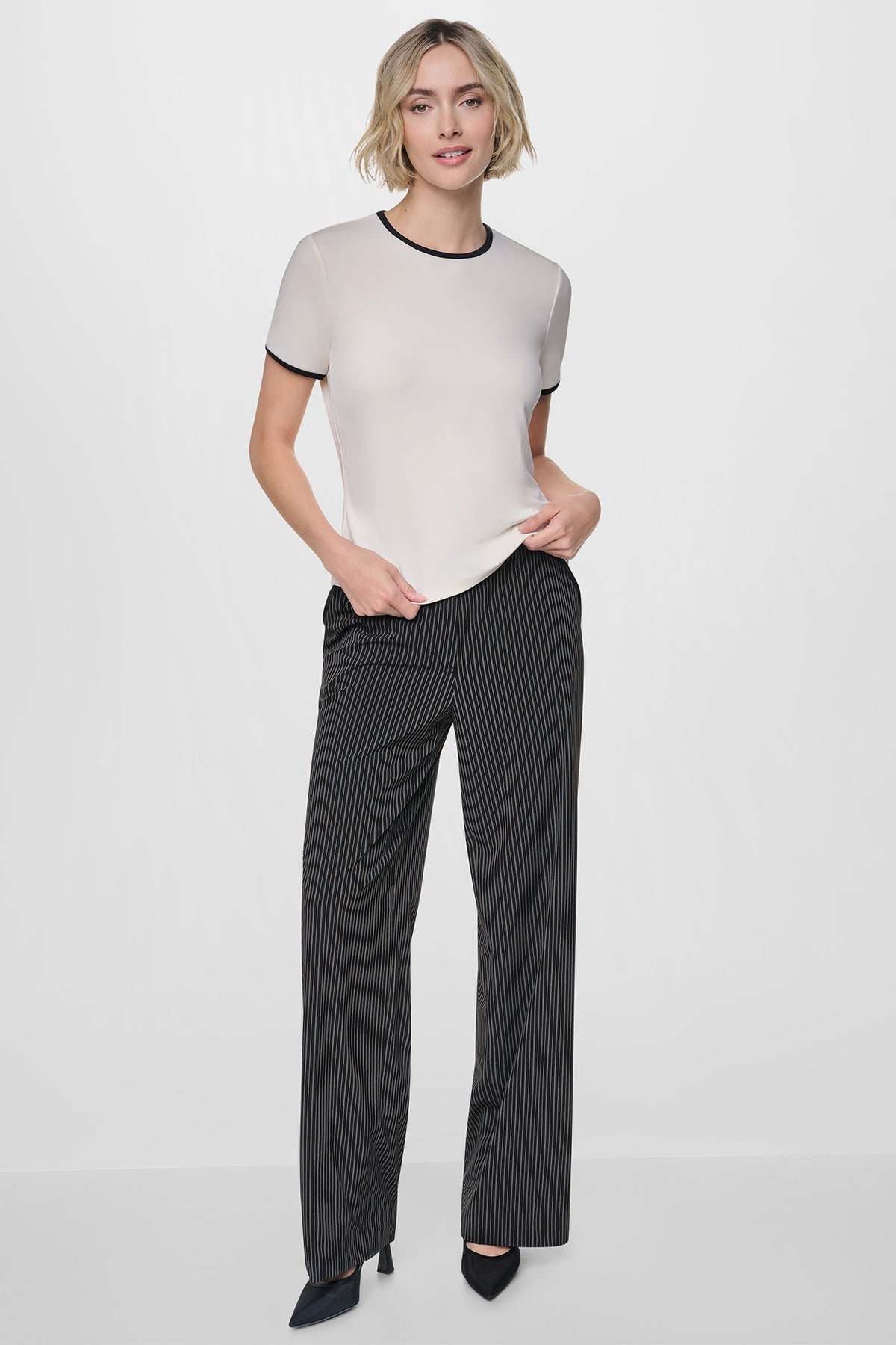 DKNY CONTRAST TRIM TEE