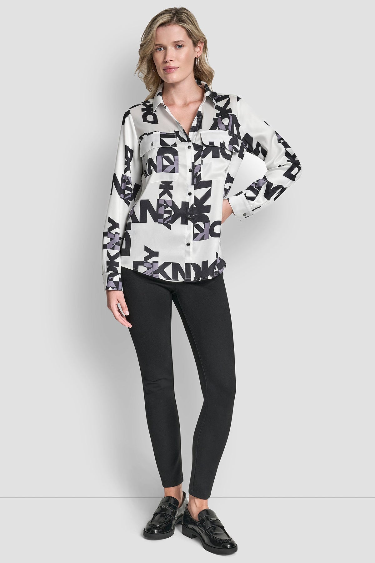 DKNY LOGO ROLL TAB SHIRT