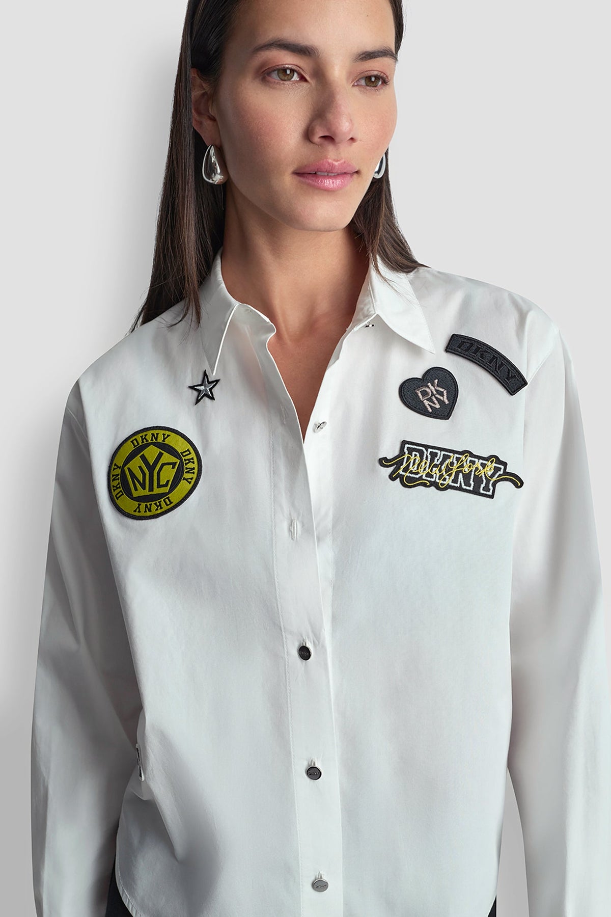 DKNY 1989 LOGO PINS AND PATCHES SHIRT