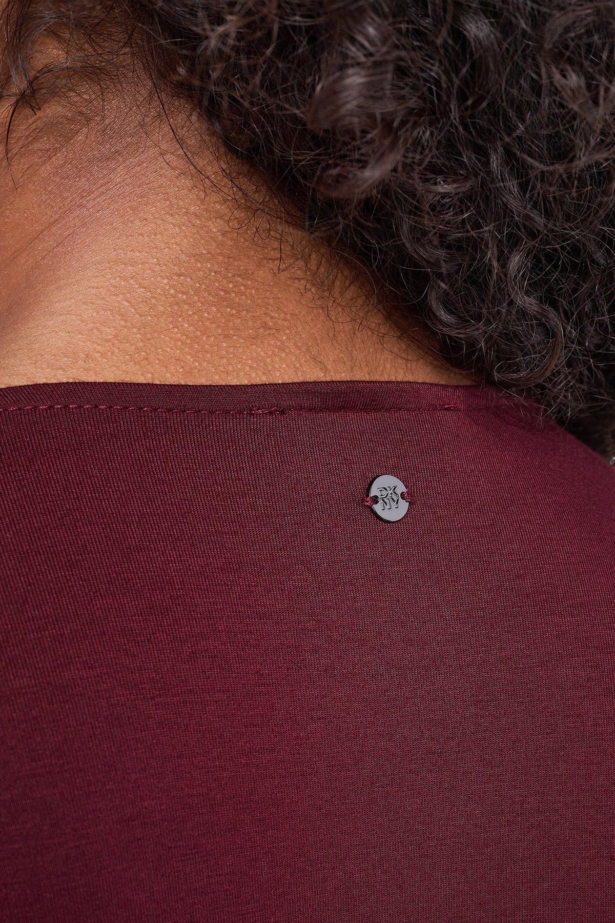 DKNY V-NECK BLOUSE