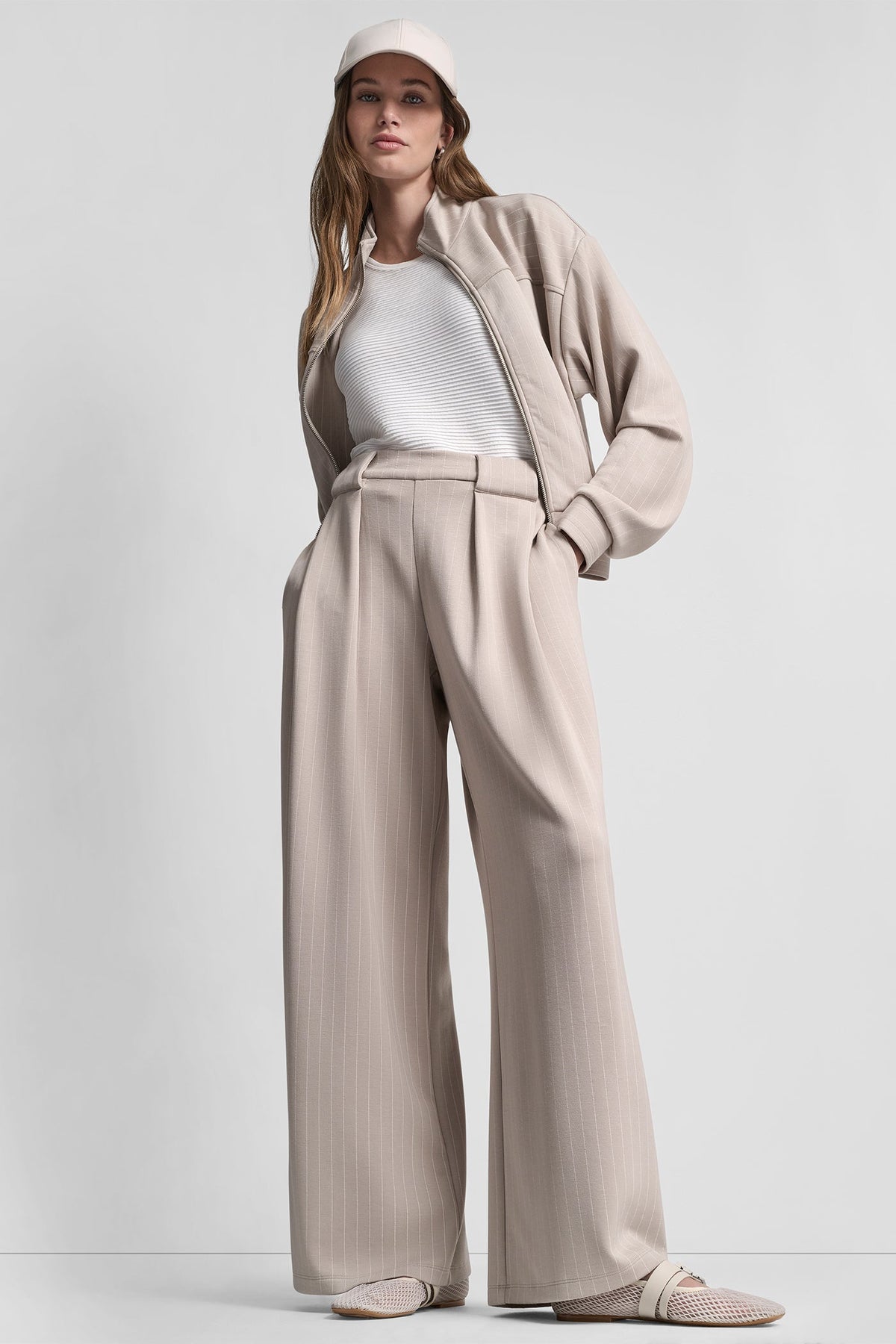 DKNY PINSTRIPED PLEATED STRAIGHT-LEG PULL-ON PANT