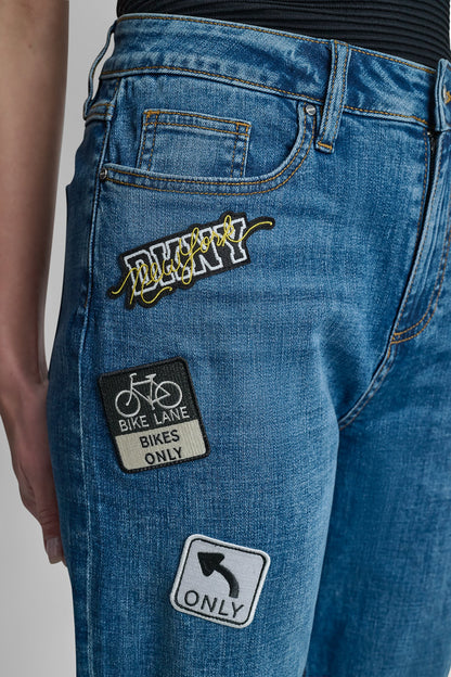 DKNY MID-RISE PINS AND PATCHES STRAIGHT-LEG JEAN