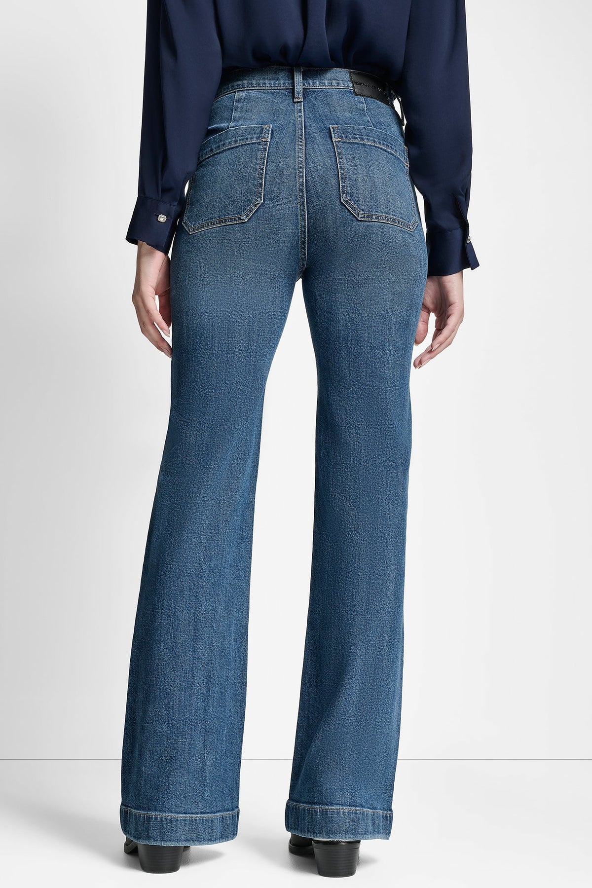 DKNY HIGH-RISE FLARE JEAN
