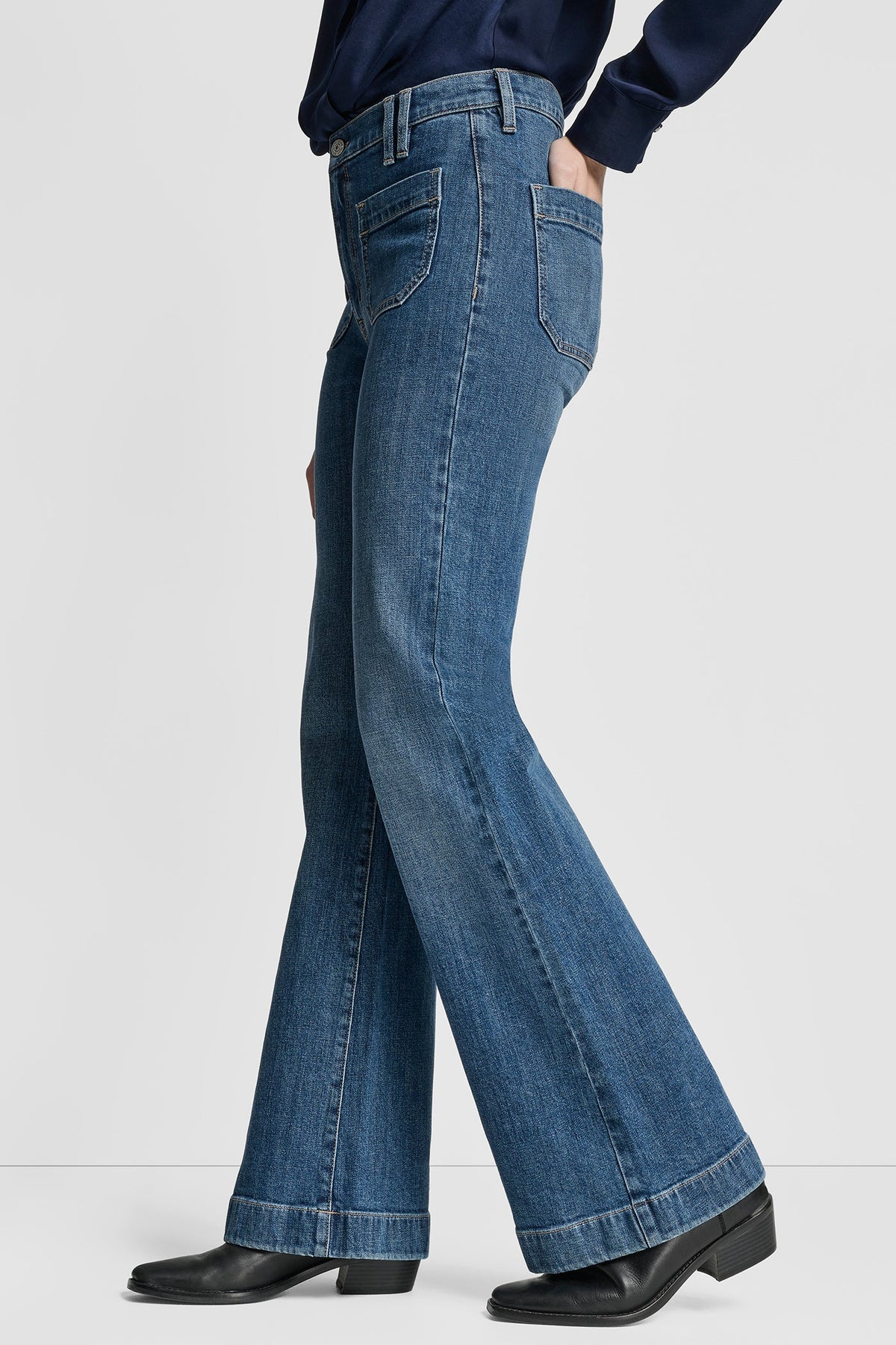 DKNY HIGH-RISE FLARE JEAN
