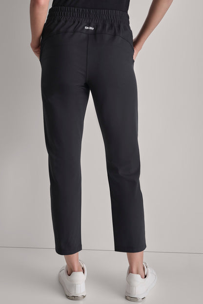 DKNY CROPPED MID-RISE BALANCE COMPRESSION SKINNY PANT