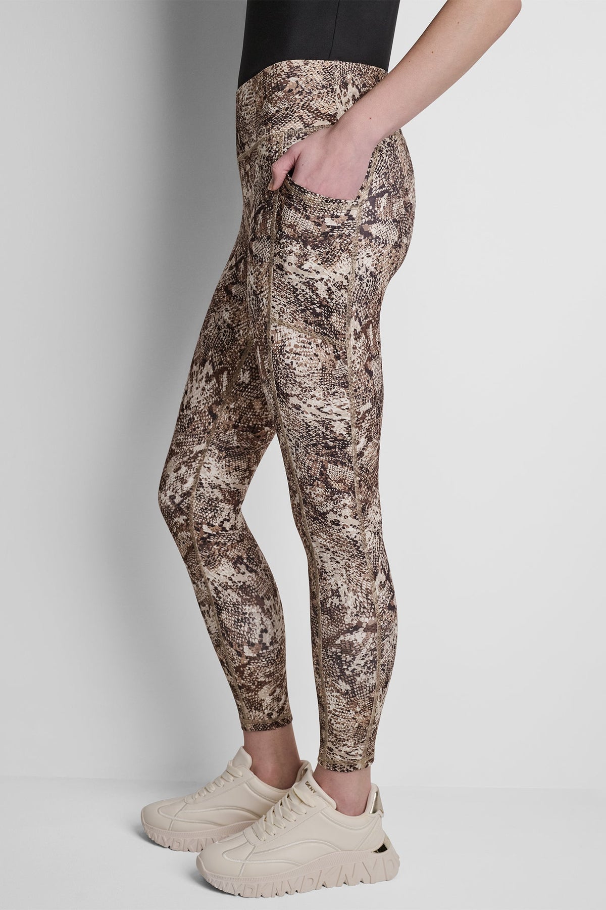 DKNY HIGH-RISE LOGO-JACQUARD 7/8-LENGTH ELEVATE LEGGING