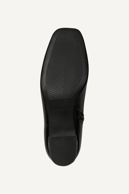 DKNY CELISHA HEELED BOOTIE