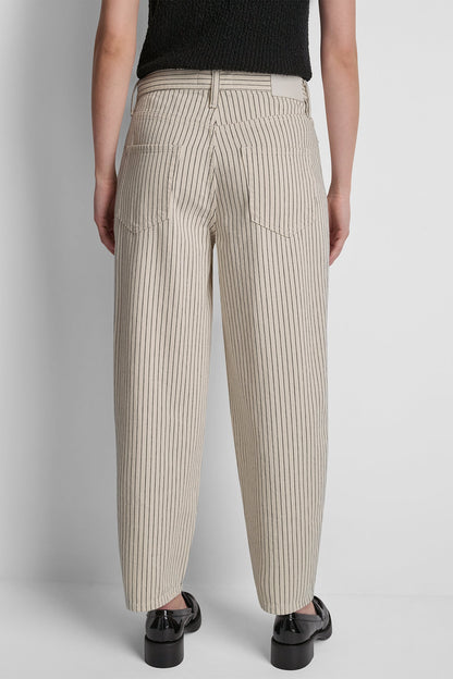 DKNY MID-RISE BABY BARREL LEG