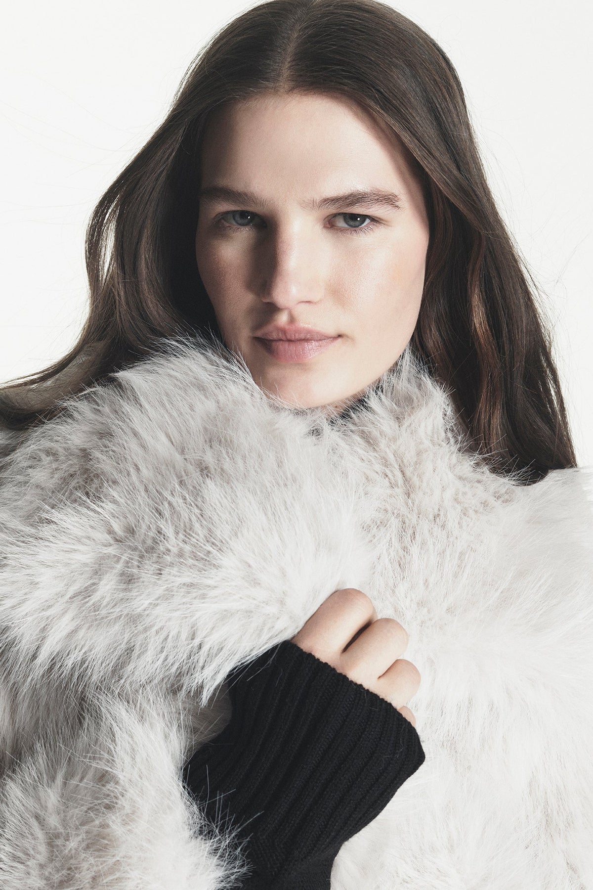 DKNY SHORT FAUX FUR JACKET