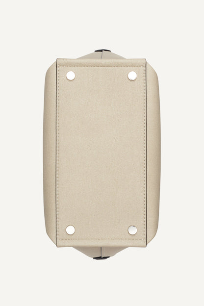 DKNY NICOLE LOGO BUCKET BAG