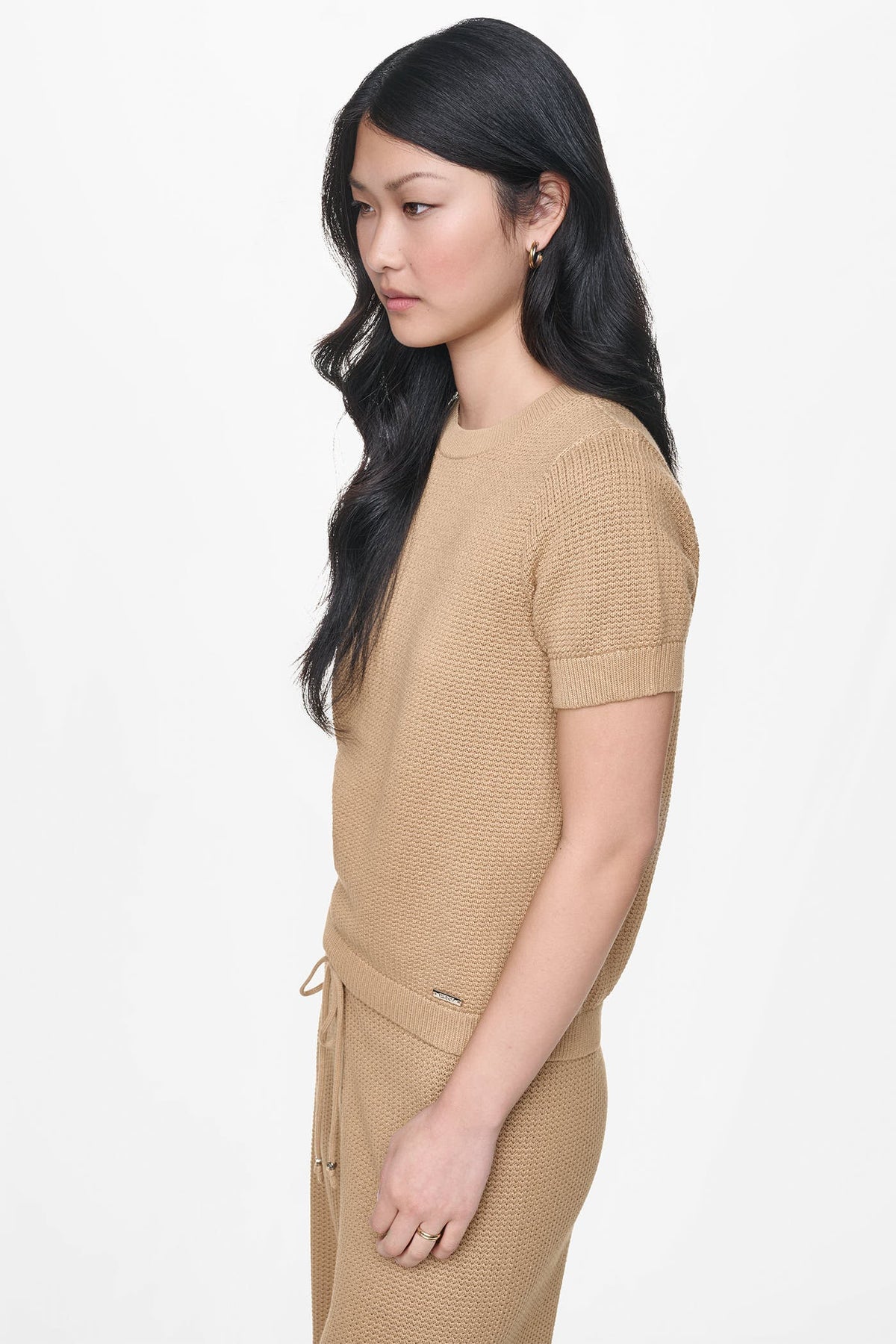 DKNY SHORT SLEEVE TUCK STITCH SWEATER