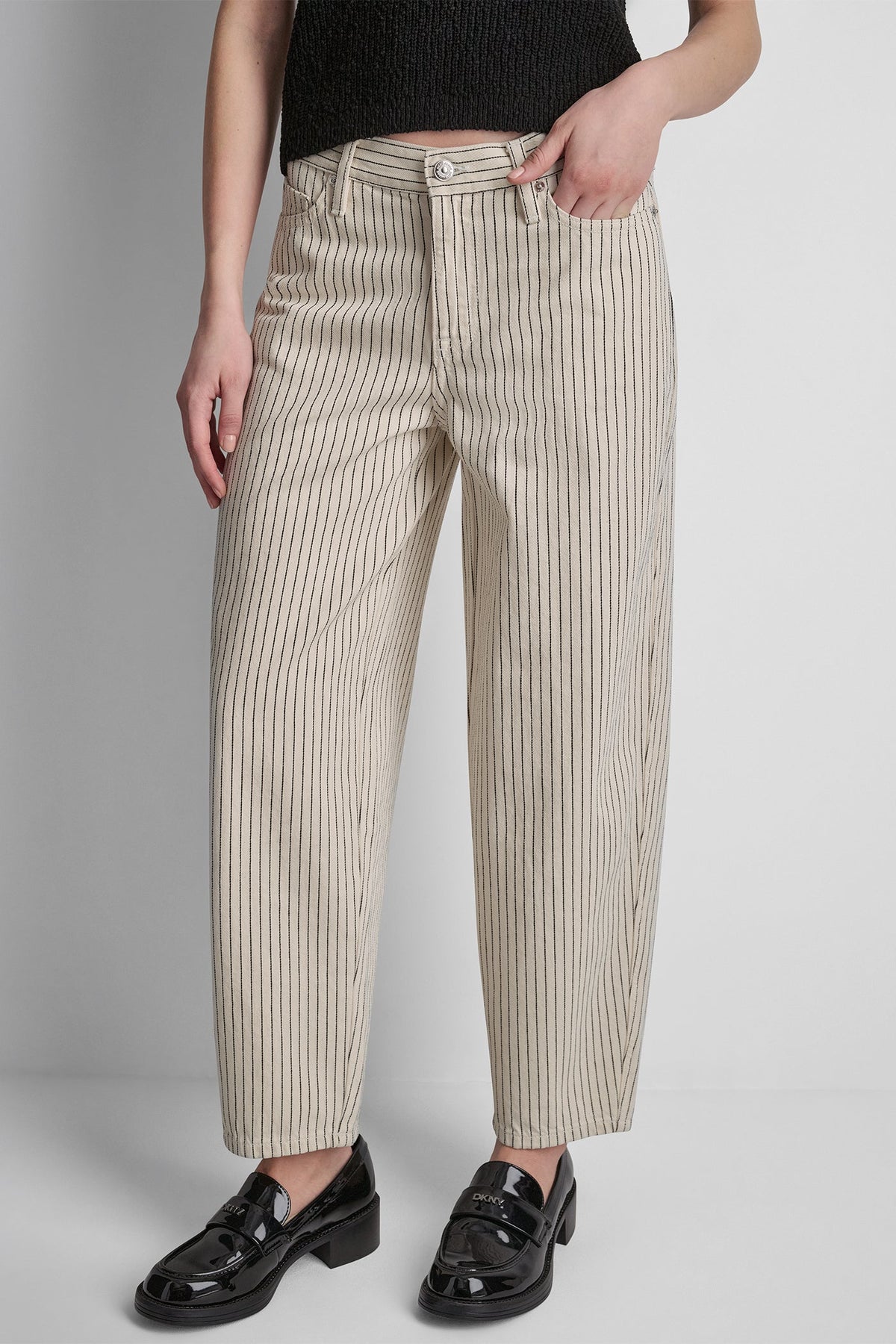 DKNY MID-RISE BABY BARREL LEG