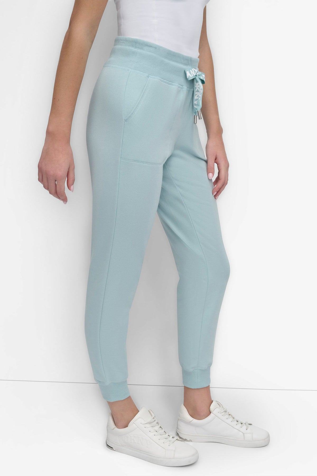 DKNY TWO-TONE HIGH-RISE LOGO DRAWSTRING SKINNY JOGGER