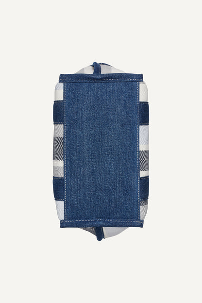 DKNY BRADY DENIM SMALL LOGO CROSSBODY BAG