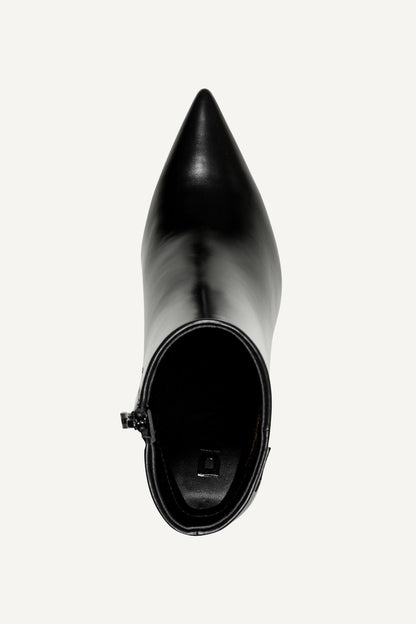 DKNY CARYANN HEELED BOOTIE
