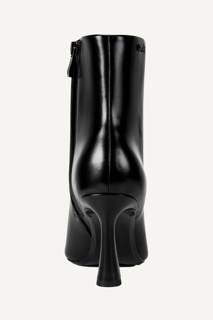 DKNY CARYANN HEELED BOOTIE