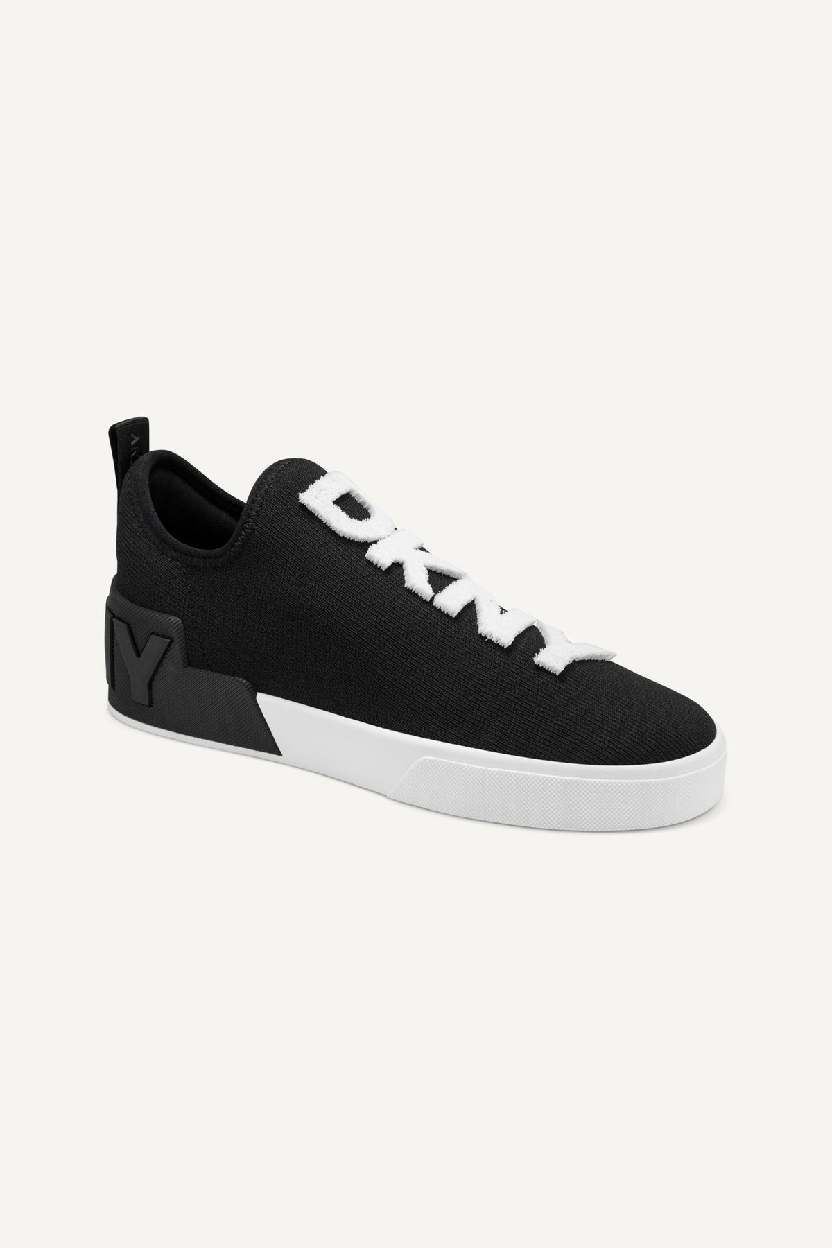 DKNY MAIZE SLIP ON SNEAKER