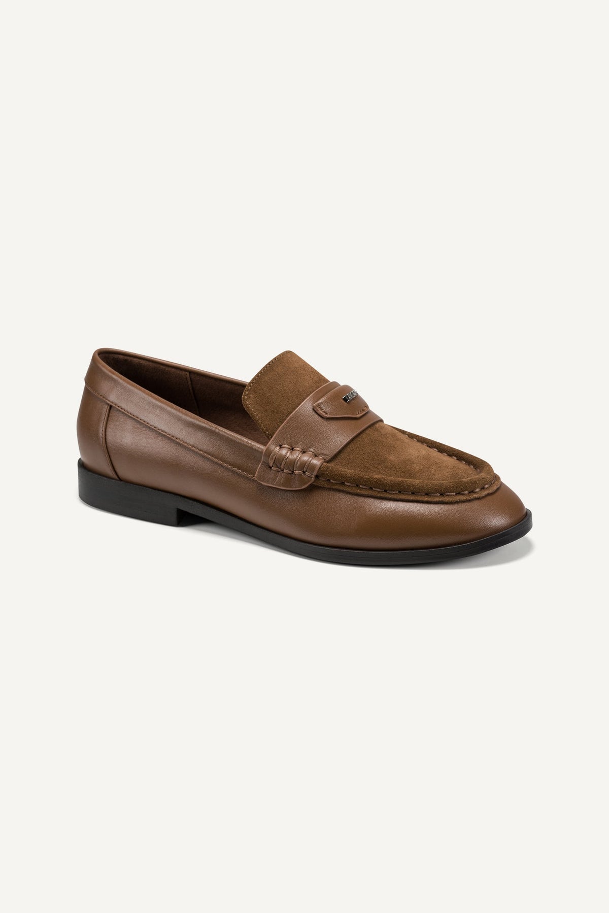 DKNY DAYKIN LOAFER
