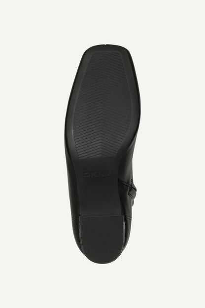 DKNY CHIARA HEELED BOOTIE