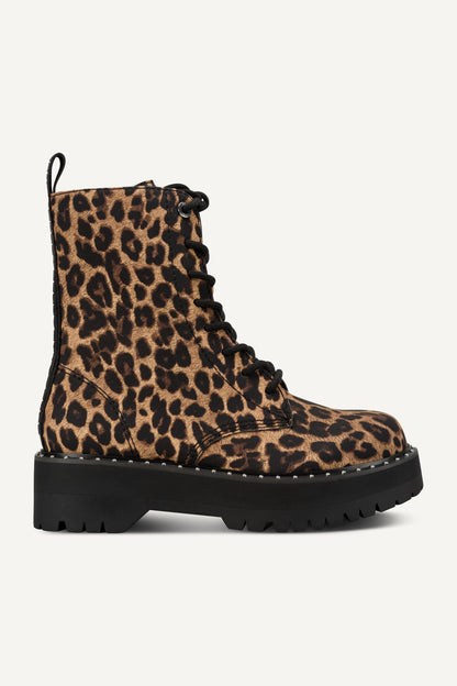 DKNY BATU STUDS LACE UP BOOTIE 60M
