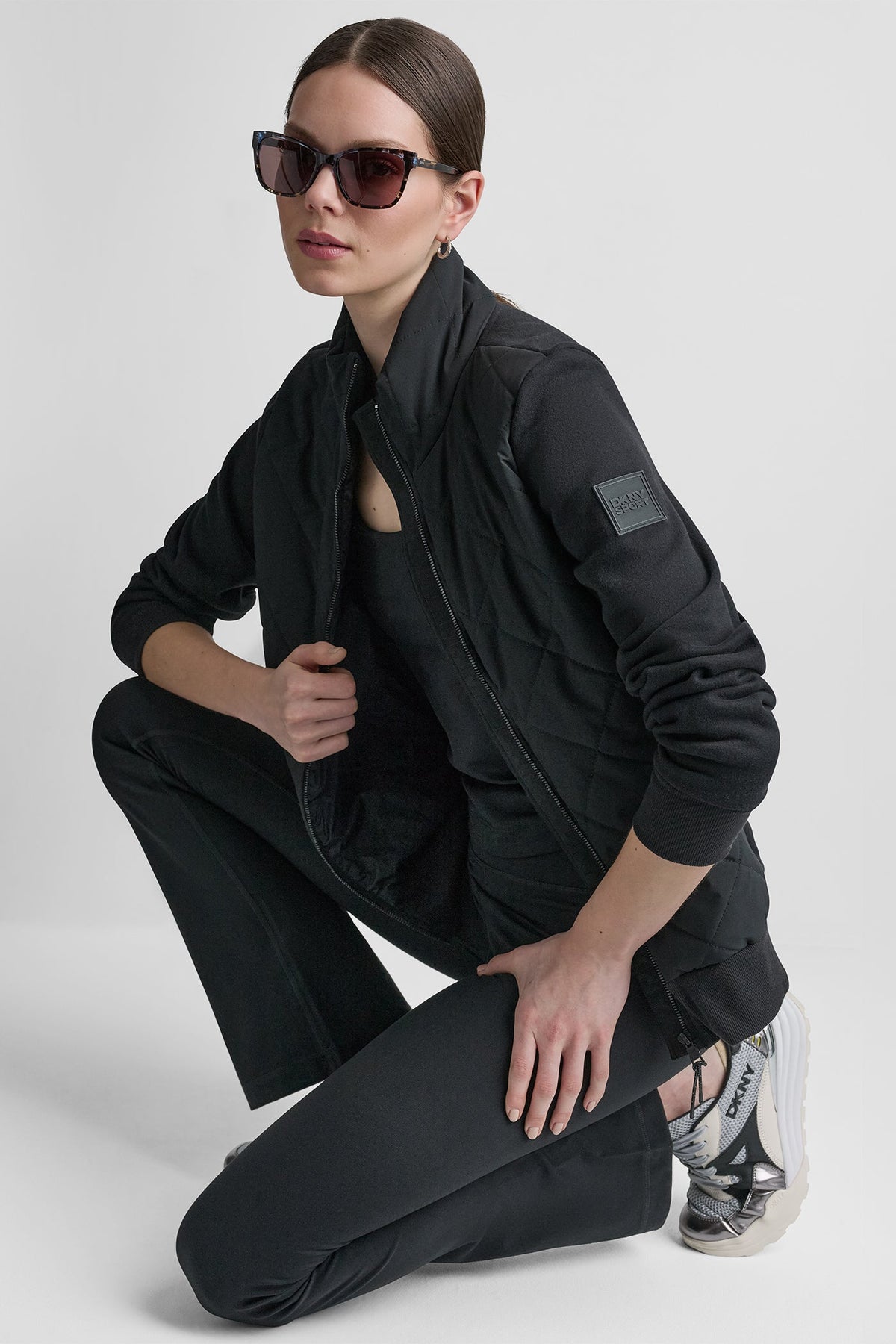 DKNY LIGHT WEIGHT HYBRID JACKET