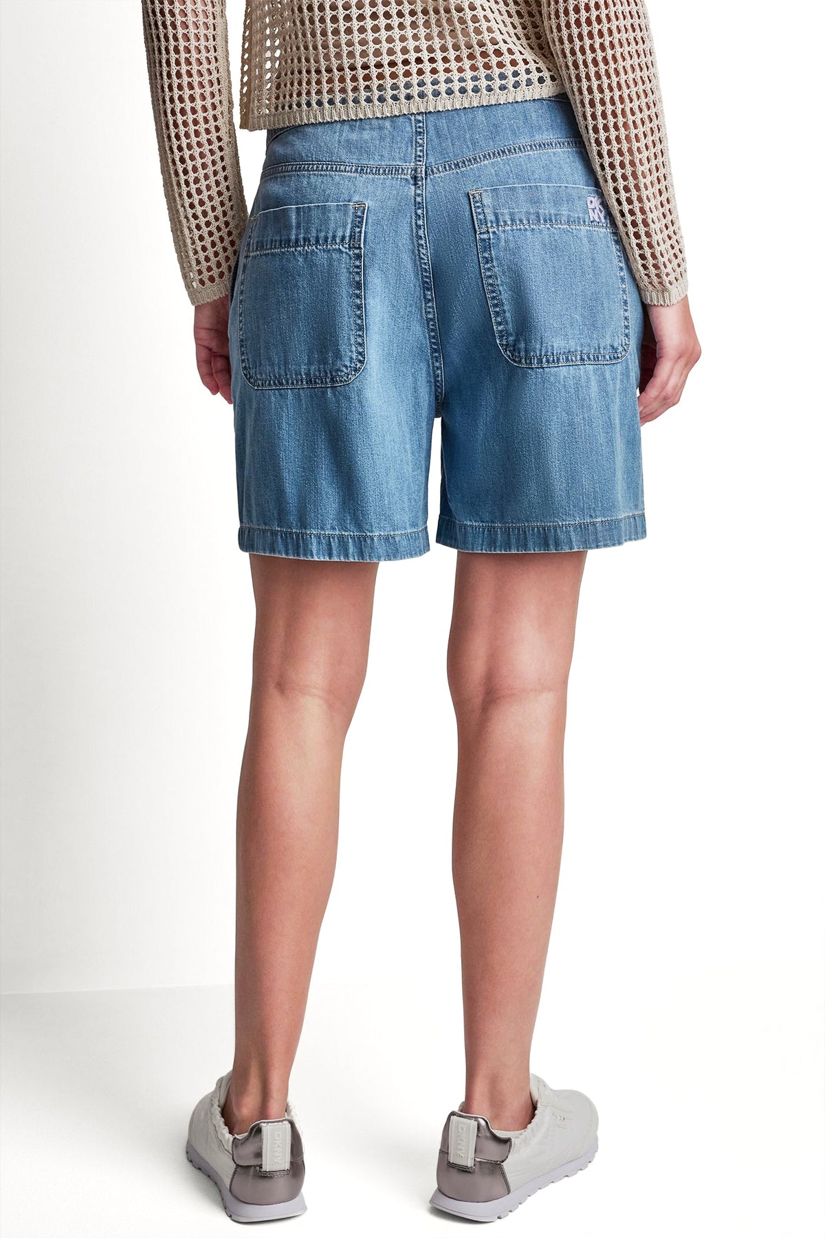 DKNY MID-RISE RELAXED DENIM SHORT WITH DRAWCORD