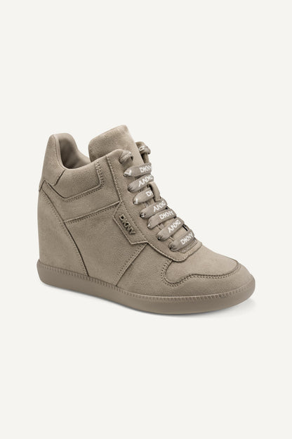 DKNY SEREINA LACE UP SNEAKER