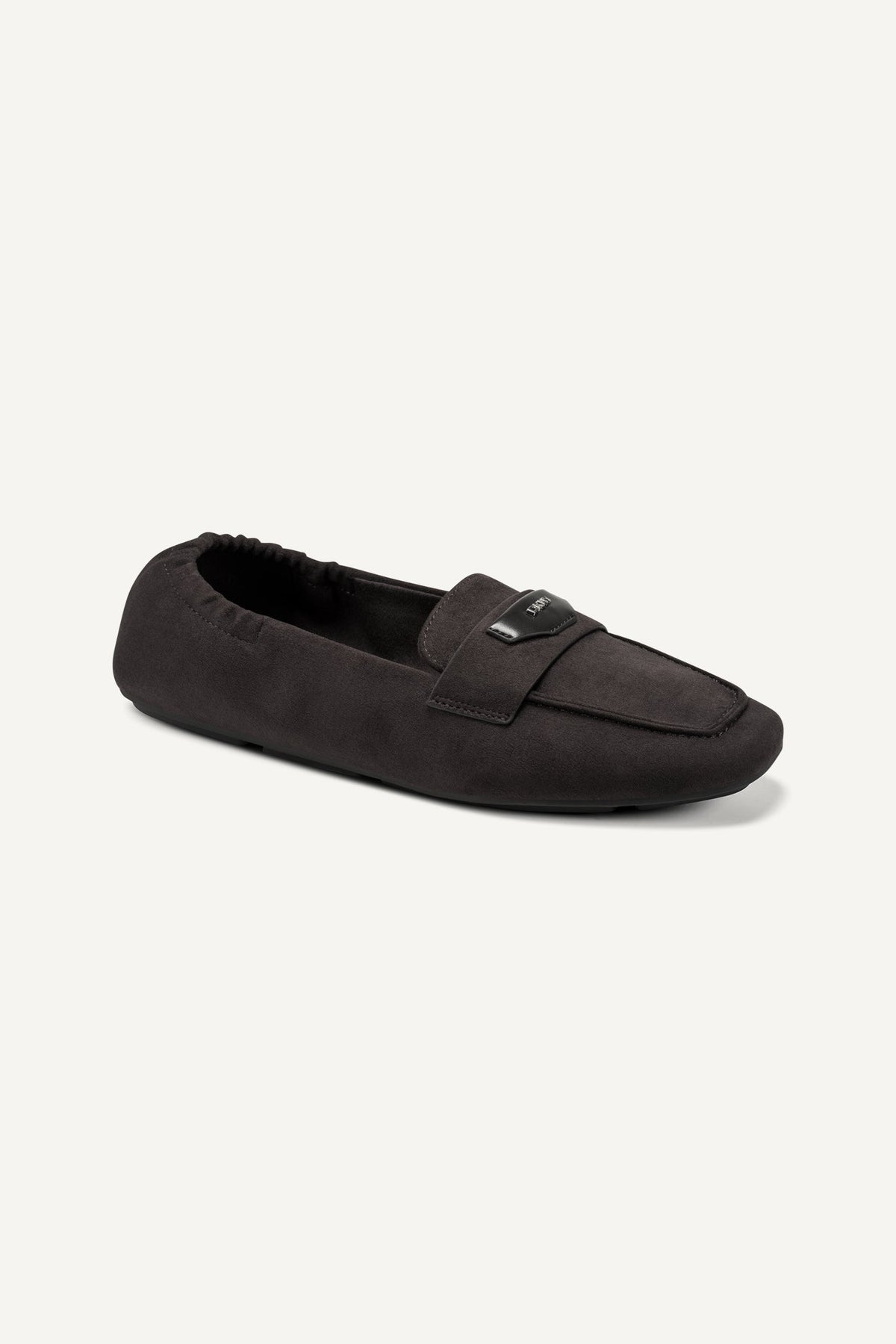 DKNY DELMAR DRIVER
