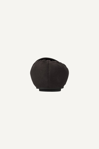 DKNY DELMAR DRIVER