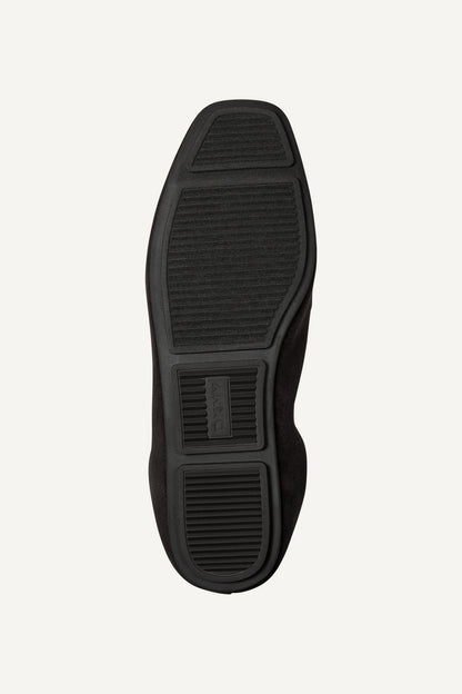 DKNY DELMAR DRIVER