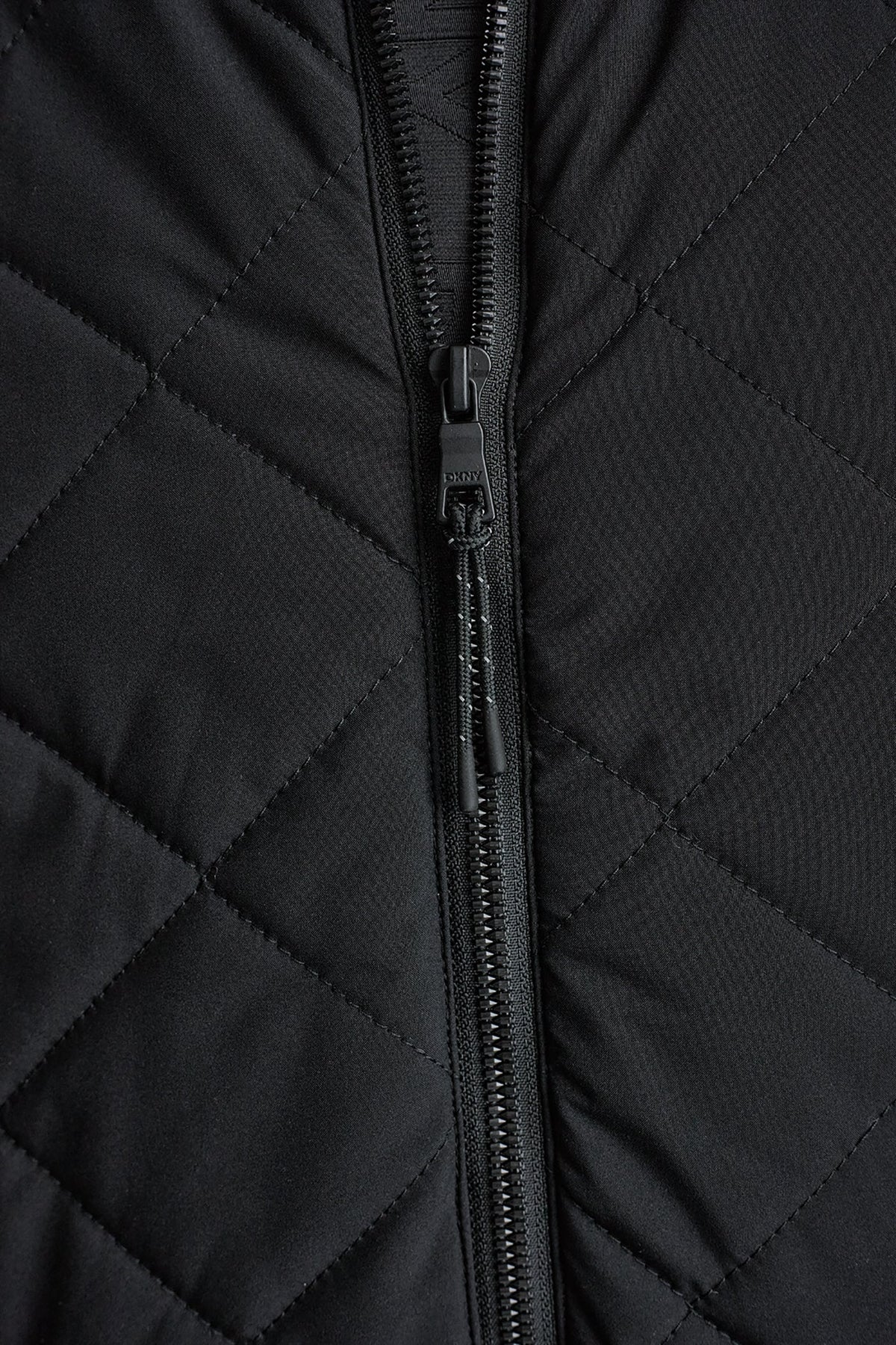 DKNY LIGHT WEIGHT HYBRID JACKET