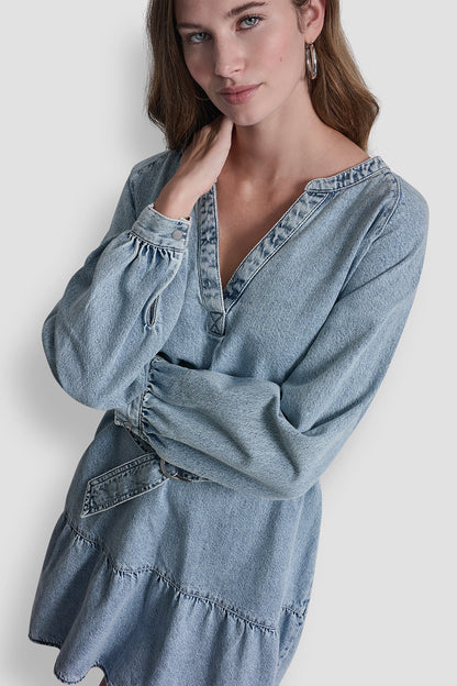 DKNY BELTED DENIM V-NECK DRESS