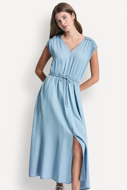 DKNY RUCHED V-NECK DRESS WITH TIE WAIST