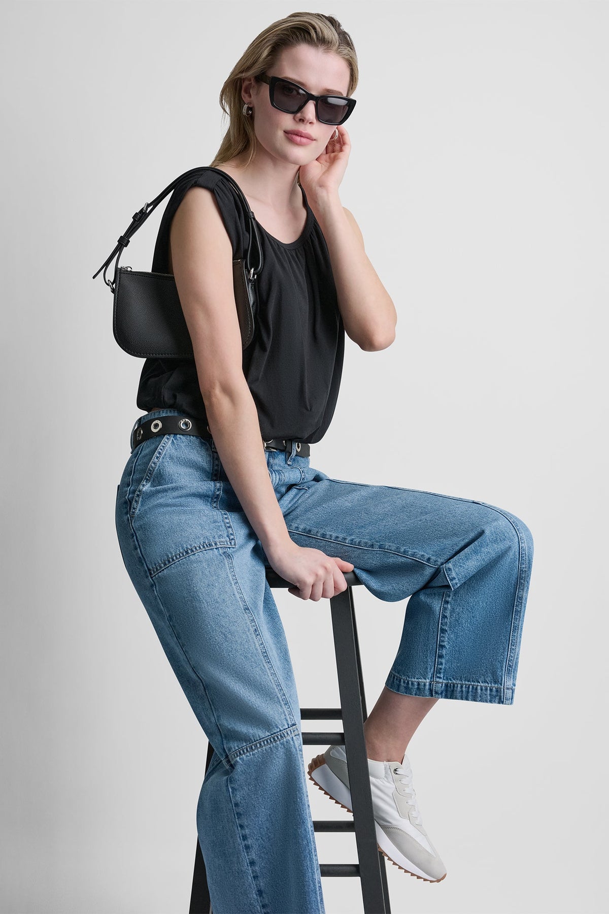 DKNY HIGH-RISE WIDE-LEG UTILITY ANKLE JEAN