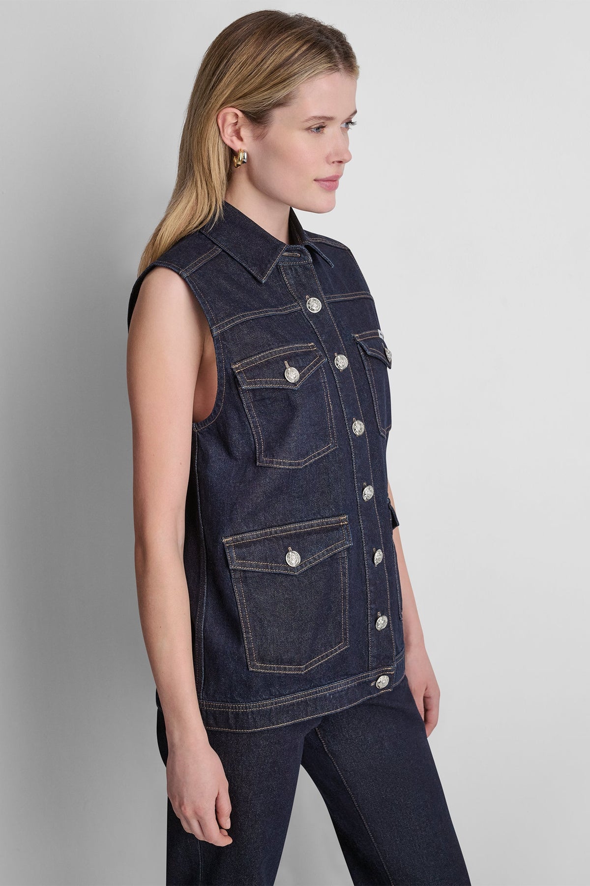 DKNY LONGLINE DENIM TRUCKER VEST