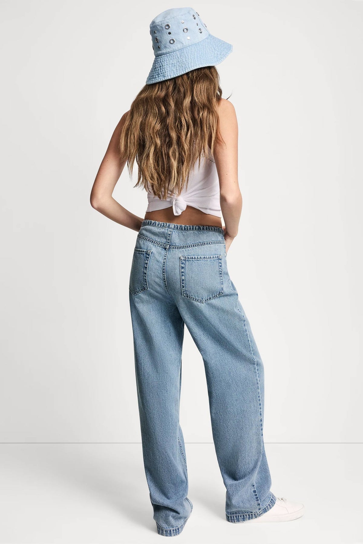 DKNY MID-RISE RELAXED STRAIGHT LEG WITH DRAWCORD