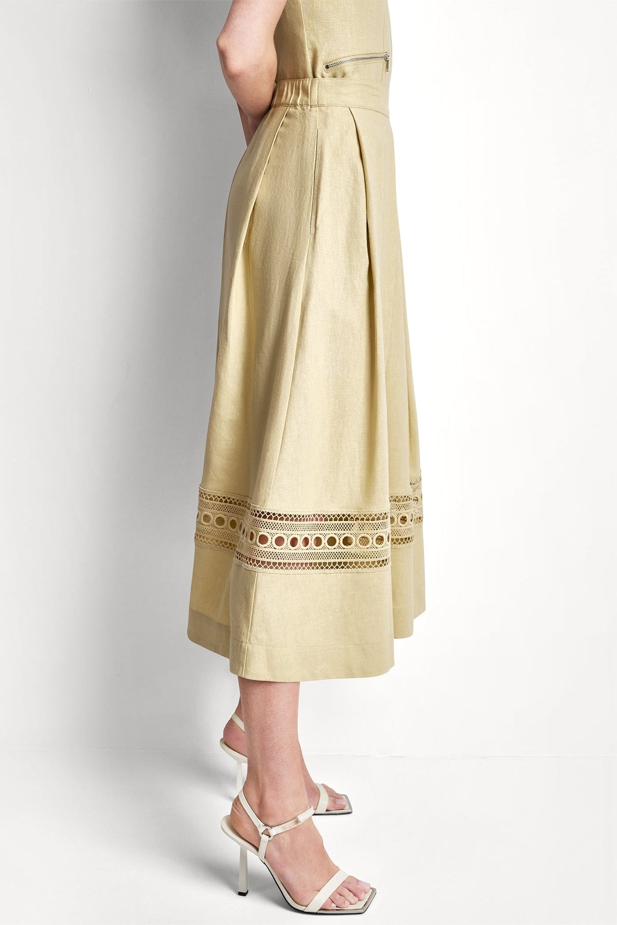 DKNY LINEN-BLEND LOOP LACE-TRIMMED PLEATED MIDI SKIRT