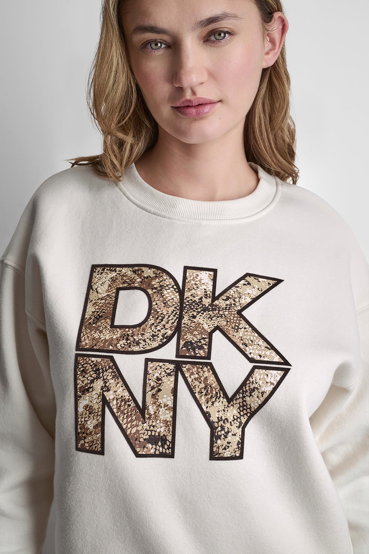 DKNY SNAKE PRINT LOGO SWEATSHIRT