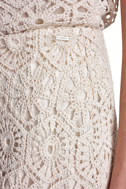 DKNY HIGH-RISE CROCHET SHORT