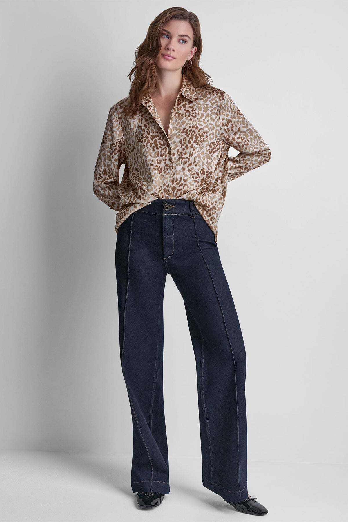 DKNY BUTTON FRONT PRINTED BLOUSE
