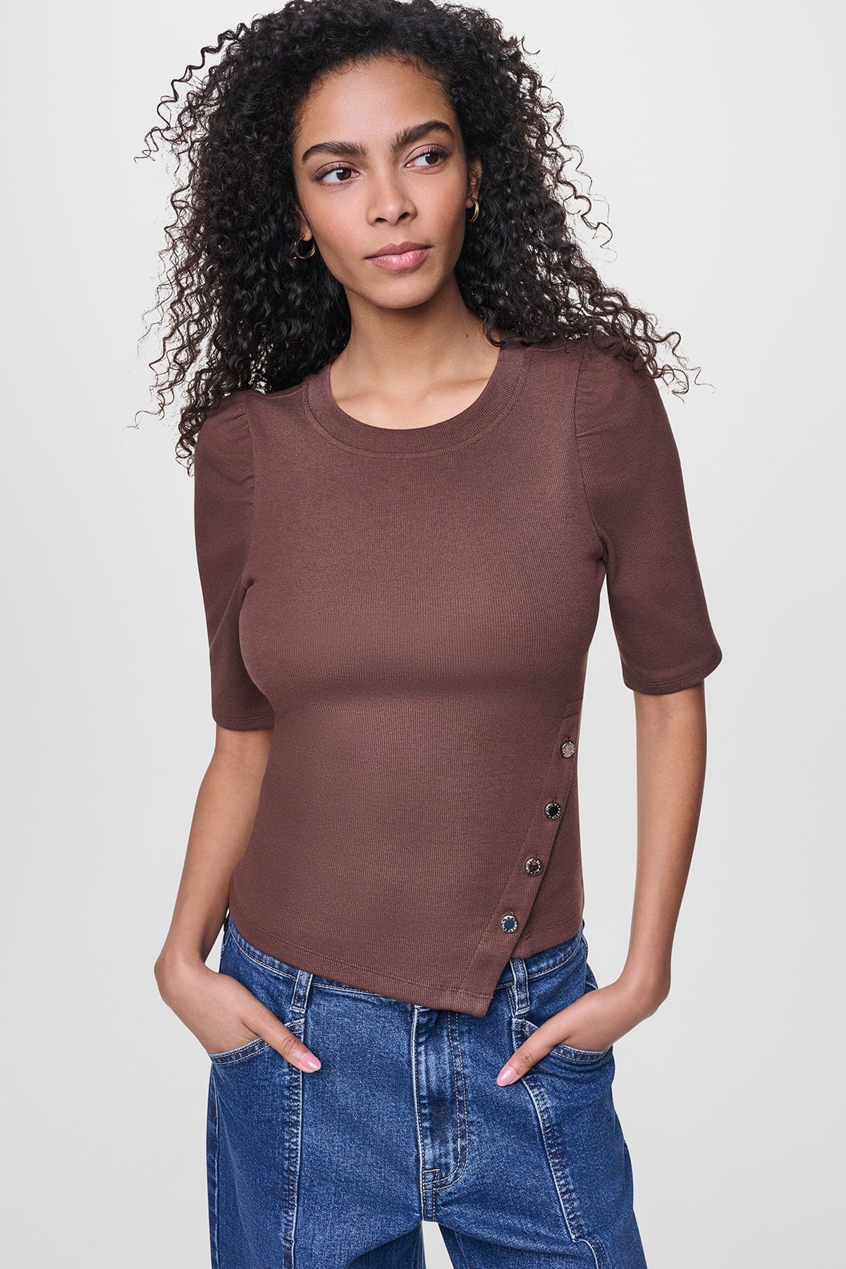 DKNY SHORT SLEEVE ASYMMETRIC TOP