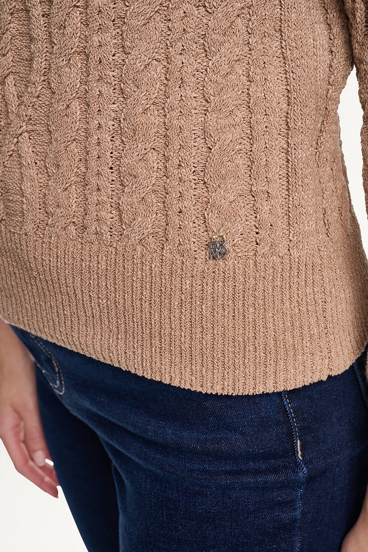 DKNY ONE SHOULDER CABLE KNIT SWEATER