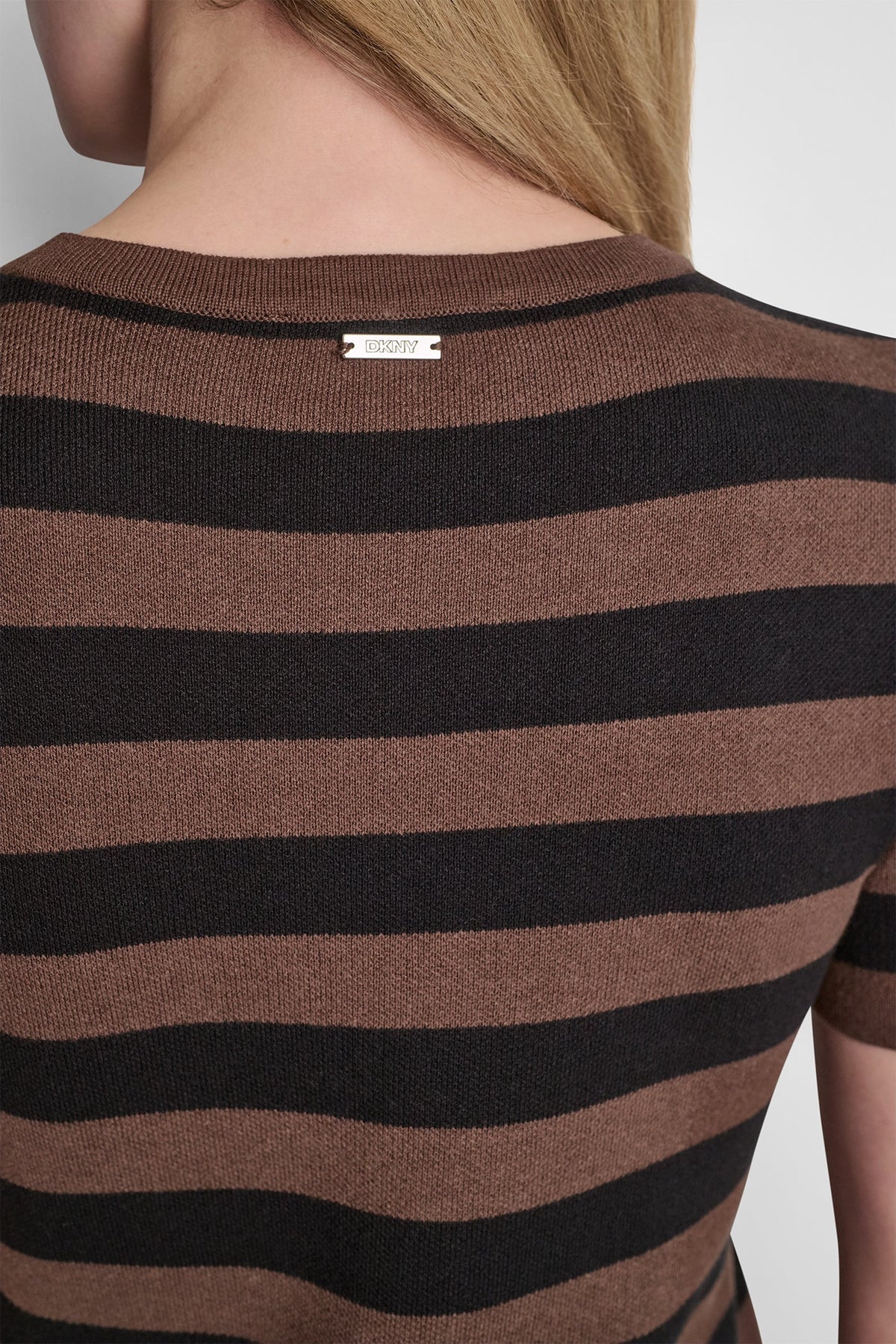 DKNY SHORT SLEEVE STRIPE SWEATER